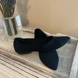 quilted black pointed toe flats